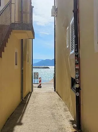 Studio, 70 Steps From The Beach Baska  Exterior photo